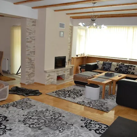 Apartment Mujanovic *